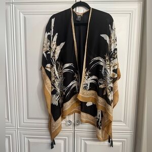 Vince Camuto Women’s One Size Black Tan + Cream Banana Plant Ruana Wrap Kimono